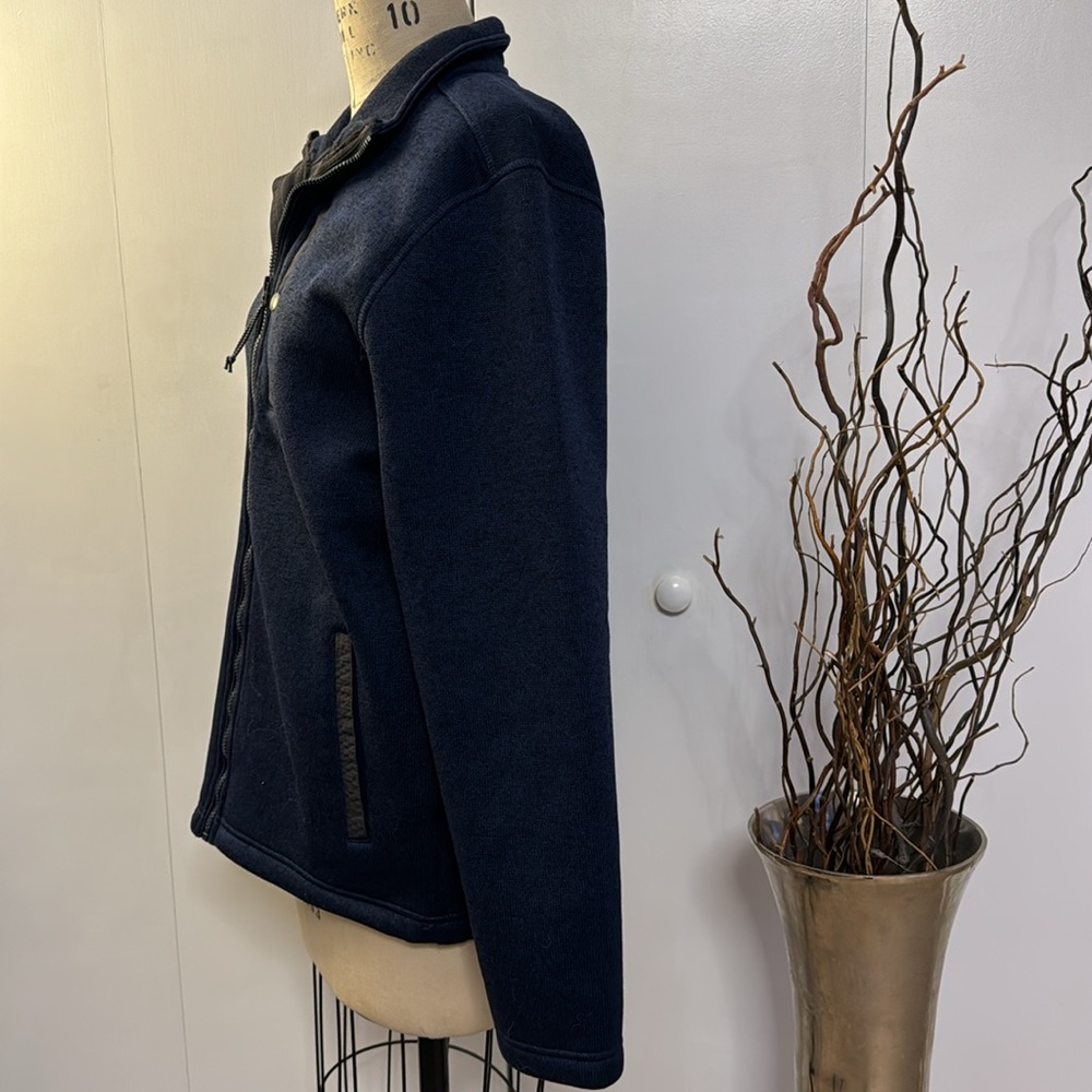St. John’s bay windproof water‎ resistant navy blue jacket medium - Picture 4 of 6